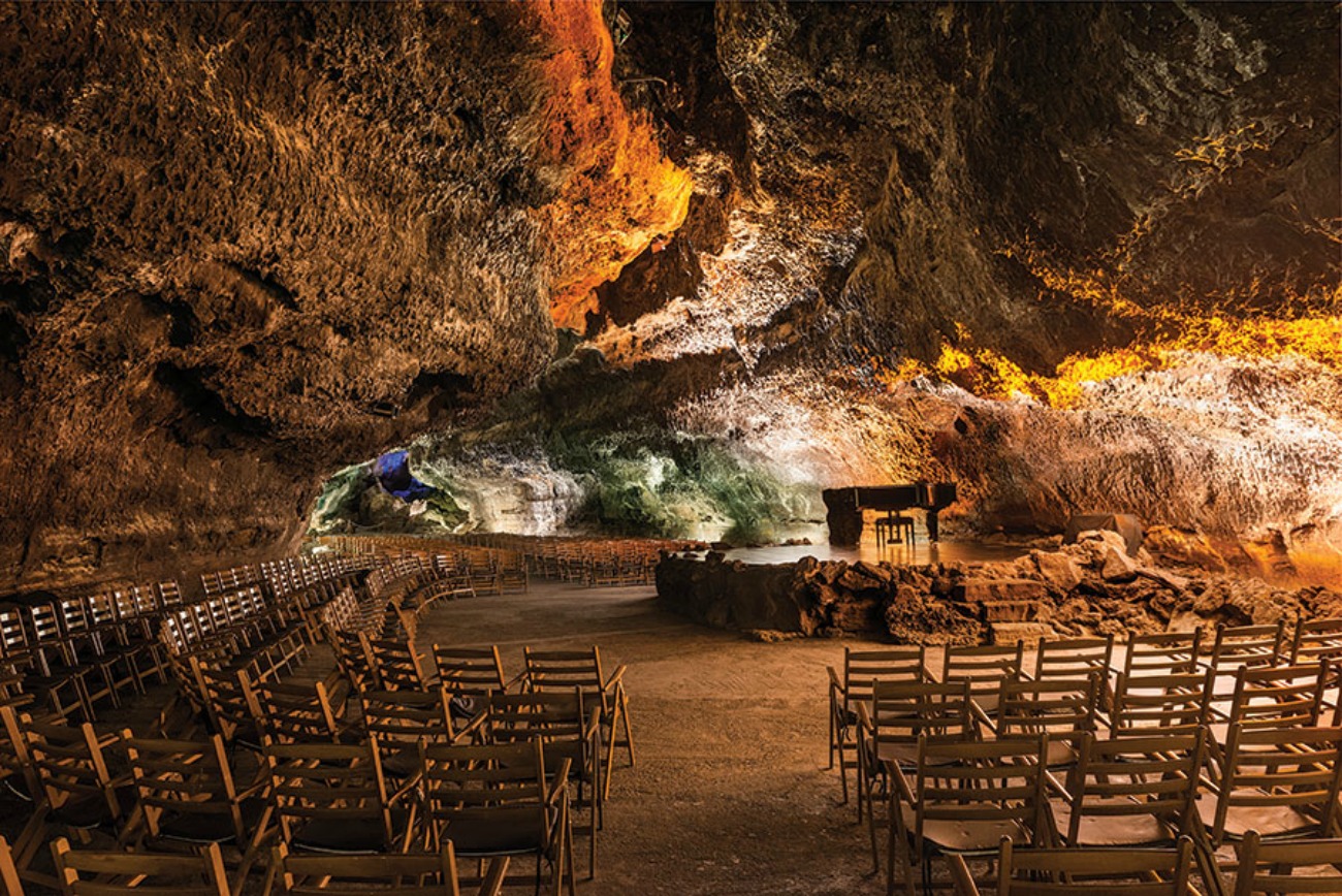 The volcanic caves in Lanzarote - The Golden Scope